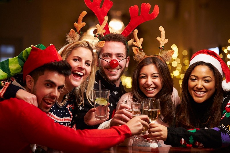 Tips to Celebrate the Holidays Safe